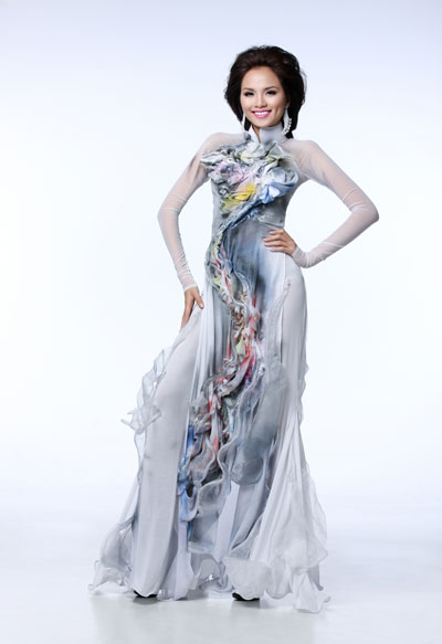 Topic ủng hộ Miss Vietnam Universe 2011- Vũ Thị  Hoàng My Hh-diem-huong8